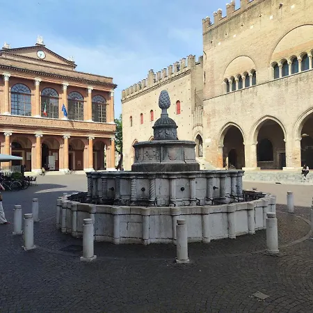 In Piazza Cavour Centro Storico Apartment *