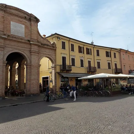 شقة In Piazza Cavour Centro Storico *